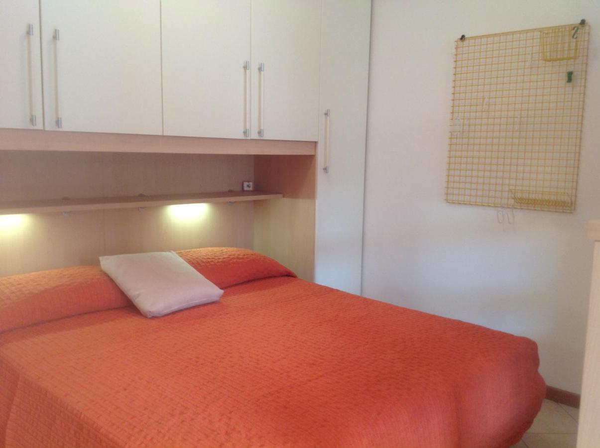 Hotel Apartments Villaggio Dei Fiori 4 Stars Luxury - Great Family Resort - Pet Friendly - With Hypermarket - Delivery Restaurant-Pizzeria - Room Breakfast With Supplement - Ultra Fast Wi-Fi - Play Area For Children - Olympic Swimming Pool - Parking Caorle Buitenkant foto